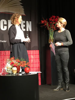 Bettina Perregaard receives the publisher's special prize 